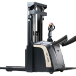 Akuros Electric Stacker Truck