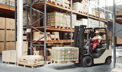 How to Choose the Right Forklift: Electric vs. Internal-Combustion